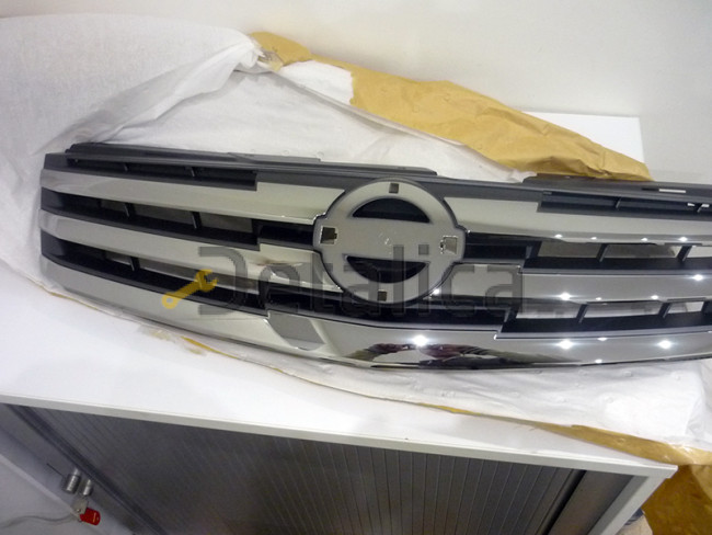 Решётка радиатора для Ниссан Альмера G15 оригинал