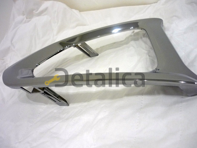 Хромированная рамка в передний бампер Ниссан Патрол 62