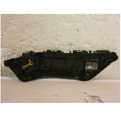 Крепление переднего бампера левое Тойота Рав 4 2013- API