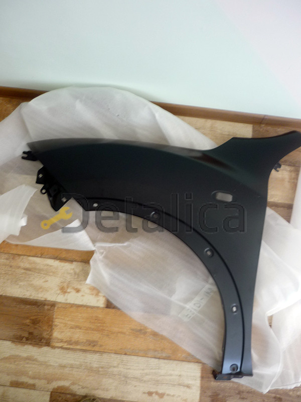 Крыло переднее левое для Ниссан Жук оригинал