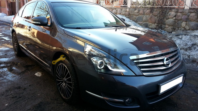 Фары для Ниссан Теана J32 тюнинг комплект Eagle Eyes внутри чёрная