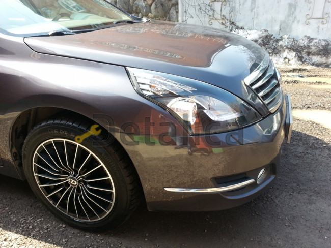 Фары для Ниссан Теана J32 тюнинг комплект Eagle Eyes внутри чёрная