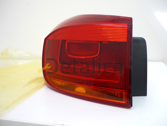 Фонарь задний внешний левый для Фольксваген Тигуан от 2011 (Depo)