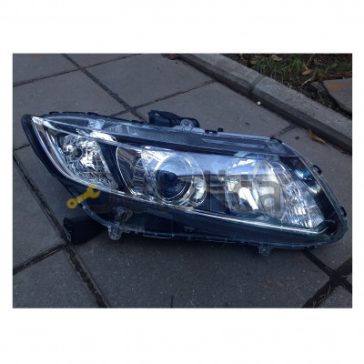 Фара правая ксенон для Хонда Цивик 9 седан оригинал