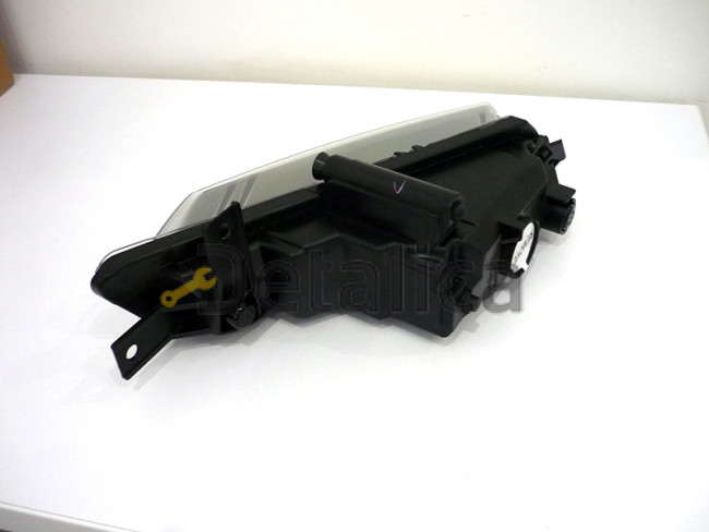 Фара противотуманная левая для BMW E87 рестайл