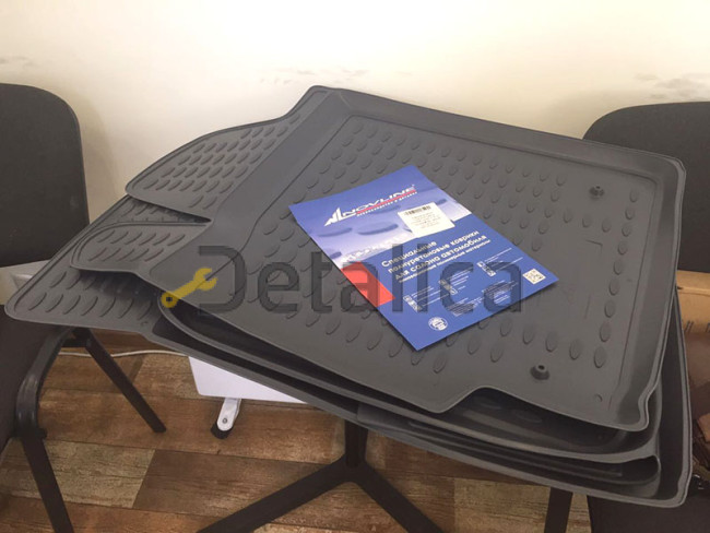 Коврики в салон Toyota Land Cruiser 100 3 шт резиновые серые