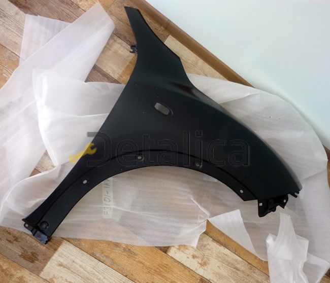 Крыло переднее правое для Ниссан Жук оригинал