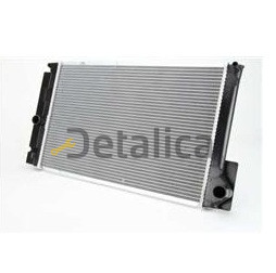 Радиатор охлаждения для Тойота Аурис (Nissens)