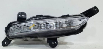 Фара противотуманная правая DRL (ходовые огни) диод (седан) для Киа Rio IV (Китай)