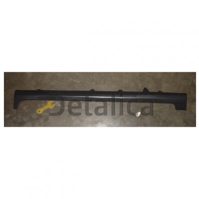 Накладка верхняя на порог правая грунт для Форд Фокус 2