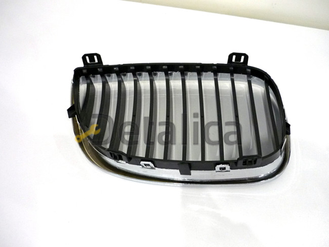 Решетка радиатора левая для BMW E87 чёрный-хром от 2003-2006