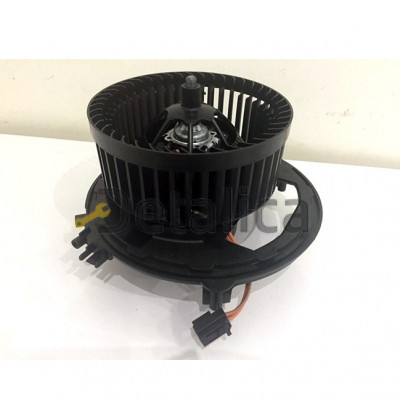 Моторчик (вентилятор) печки салона для Шкода Октавия А7 оригинал