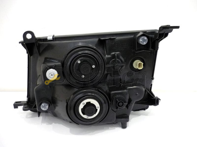 Фара правая для Тойота Ленд Крузер 100 под корректор