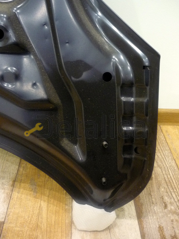 Капот для Ниссан Жук