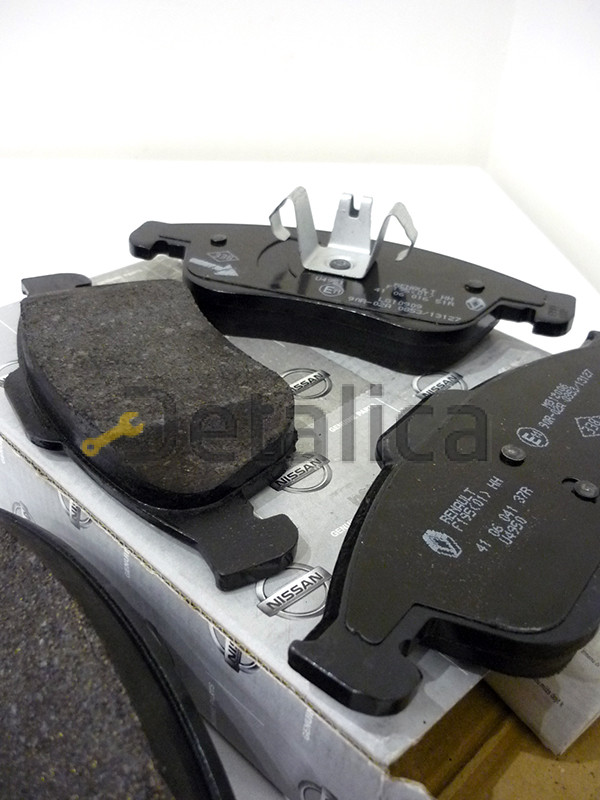Колодки передние для Ниссан Террано D10 оригинал